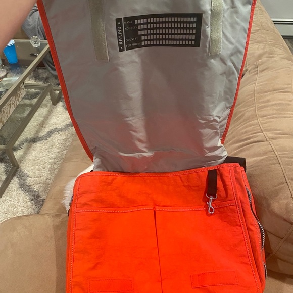 Authentic Kipling bag - Picture 3 of 4